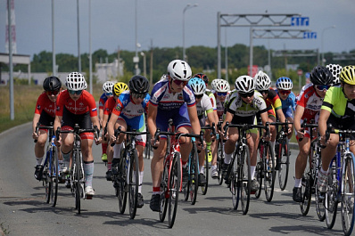 В Самаре более 300 велосипедистов преодолели дистанции от одного до 50 км