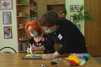 В Самарской области пенсионеров научат пользоваться гаджетами и вести блоги в соцсетях