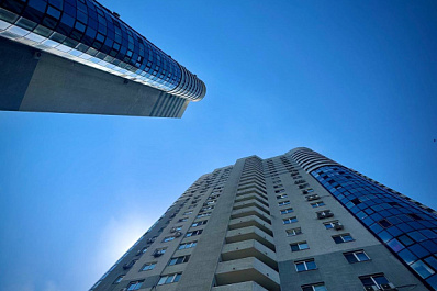 В Самаре вручили новые квартиры 15 детям-сиротам