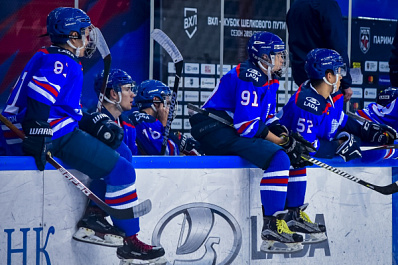 "Торпедо" командировало хоккеистов в "Ладу"