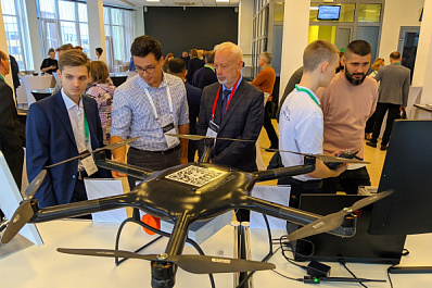 Полет в будущее: в Тольятти эксперты обсуждают перспективы инжиниринга дронов