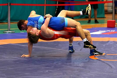 Самарская область принимает всероссийские соревнования по вольной борьбе среди юношей 