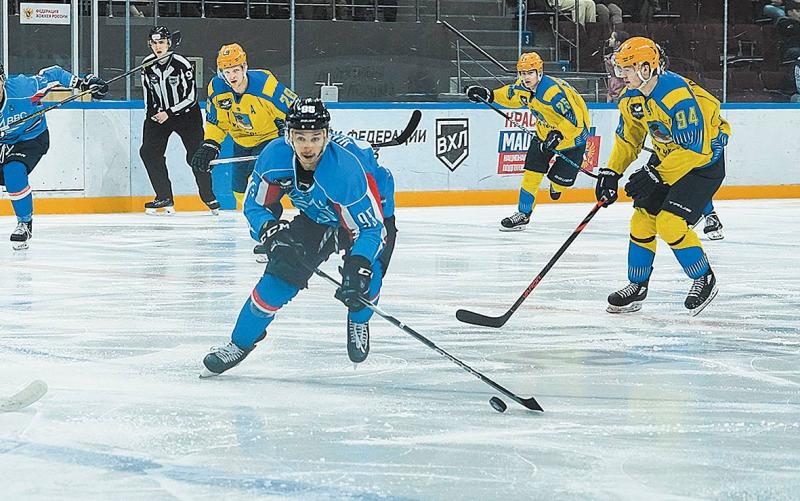 На чужом льду не играется: в первенстве ВХЛ продолжаются полуфинальные матчи