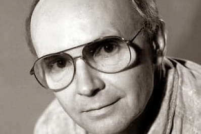 На Троекуровском кладбище похоронили актера Андрея Мягкова