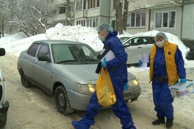 В Самаре добровольцы на личных авто помогают медикам добираться до пациентов
