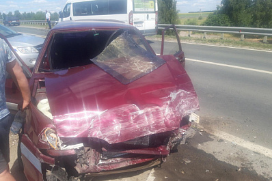 Три человека пострадали в жёстком ДТП в Самарской области