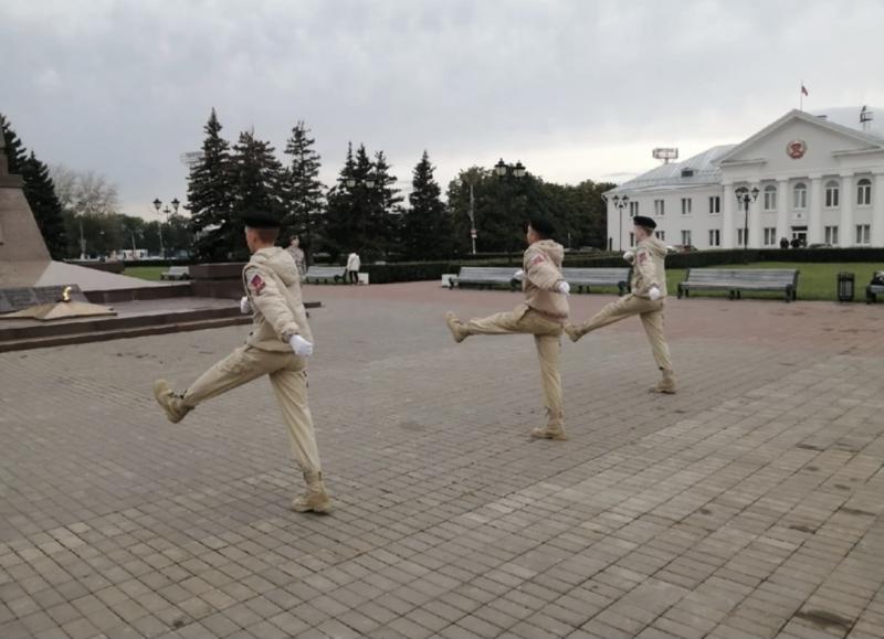 В Тольятти на площади Свободы прошла областная патриотическая акция