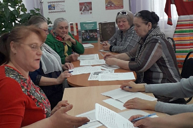 Филологическая акция: для жителей Кошкинского района провели диктант на мокшанском и эрзянском языках 