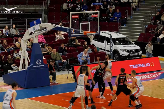 Морозные тренировки КС, баскетбол и лыжные гонки. СпортКласс!