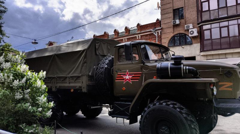 В Самаре Парад Победы на площади Куйбышева посетили более 23 тысяч зрителей