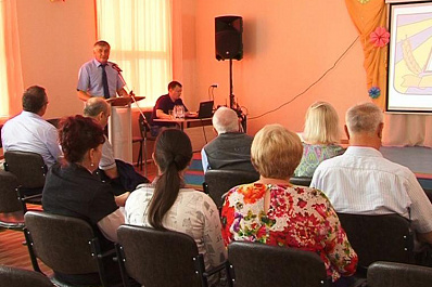 Как закрепить молодых специалистов на селе, в Сергиевском районе обсудили члены областной Общественной палаты