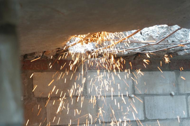 В Самаре начали снос незаконного кафе "Рахиб"