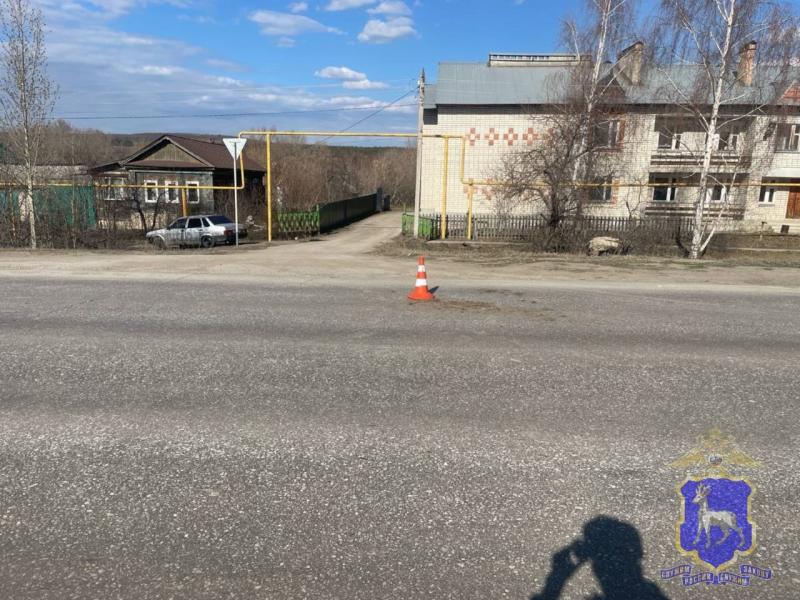 В Самарской области после ДТП госпитализировали 76-летнего водителя мопеда