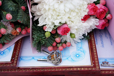 Под крышей дома своего: в Самаре 26 детей-сирот получили новые квартиры