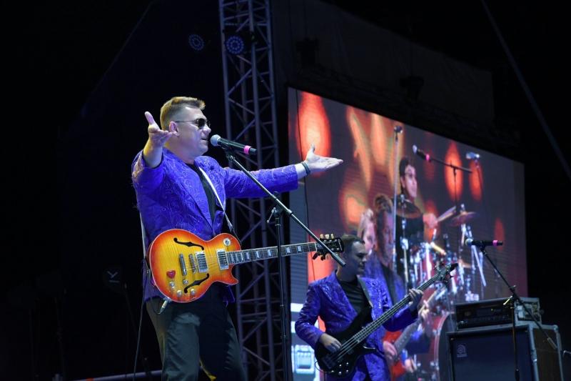 В Самаре прогремел праздничный салют