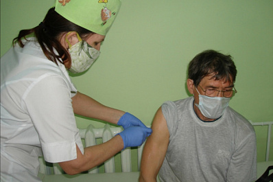 В Тольятти в праздничные дни продолжают делать прививки от коронавируса