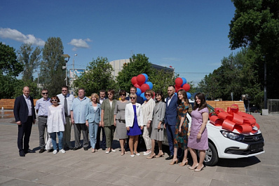 Учителем года Самарской области - 2021 стала педагог начальных классов из Тольятти