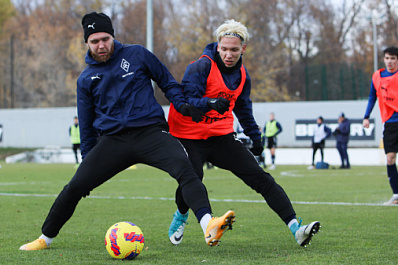 "Крылья Советов" готовятся к матчу с московскими армейцами 