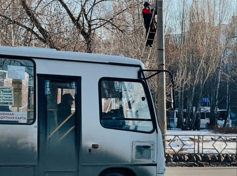 В Самаре на Стара-Загоре загорелся пассажирский автобус