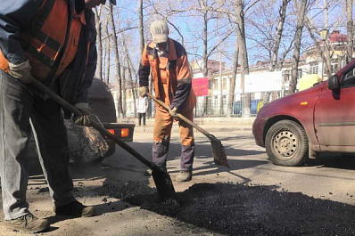 Жителям улицы Стара-Загоры помогли благоустроить двор после строительных работ 