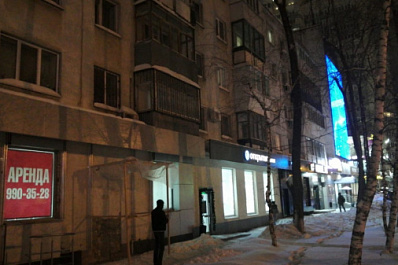 Из-за обрушения стены в жилом доме в Самаре погиб один человек