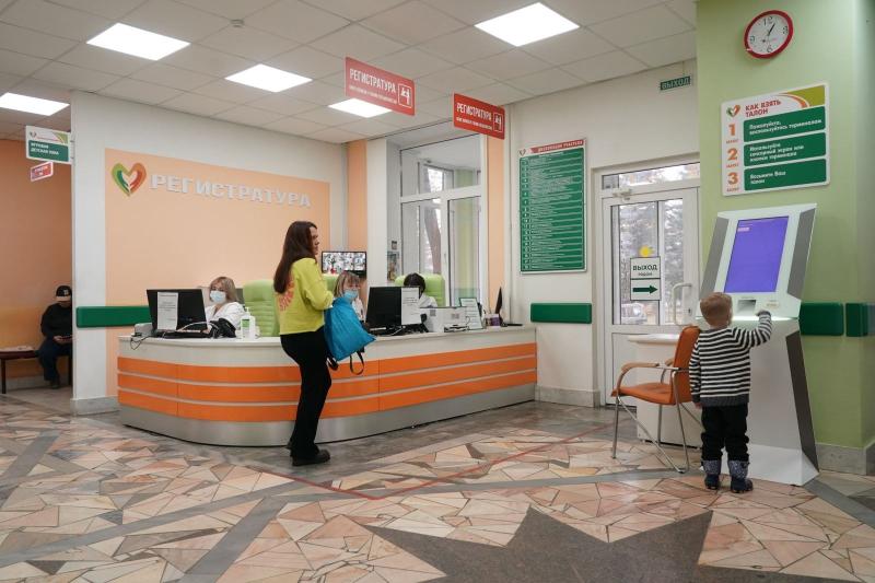В Пестравском районе обновили детскую поликлинику