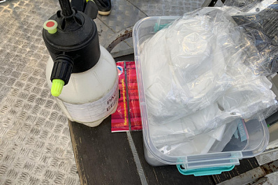 В Самаре продолжается санитарная обработка общественных территорий