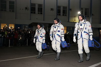 Самарский космонавт Олег Кононенко встретил новый экипаж на борту МКС