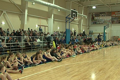 В Самаре и Новокуйбышевске легенды баскетбола провели мастер-классы