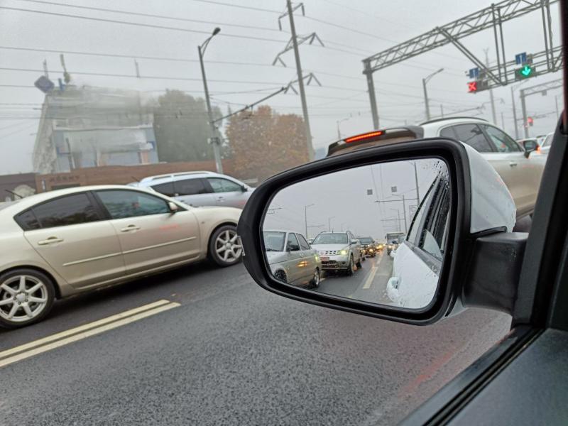 На Советской Армии в Самаре образовалась пробка