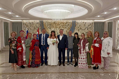 Более 500 семей создано в Самарской области во время фестиваля национальных свадеб