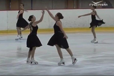 3-й этап Кубка России по синхронному катанию коньках проходит в Тольятти