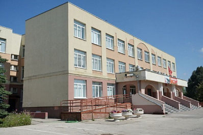 В Тольятти школы готовят к новому учебному году