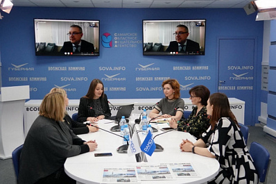 Жителей региона учат отстаивать "медицинские" права