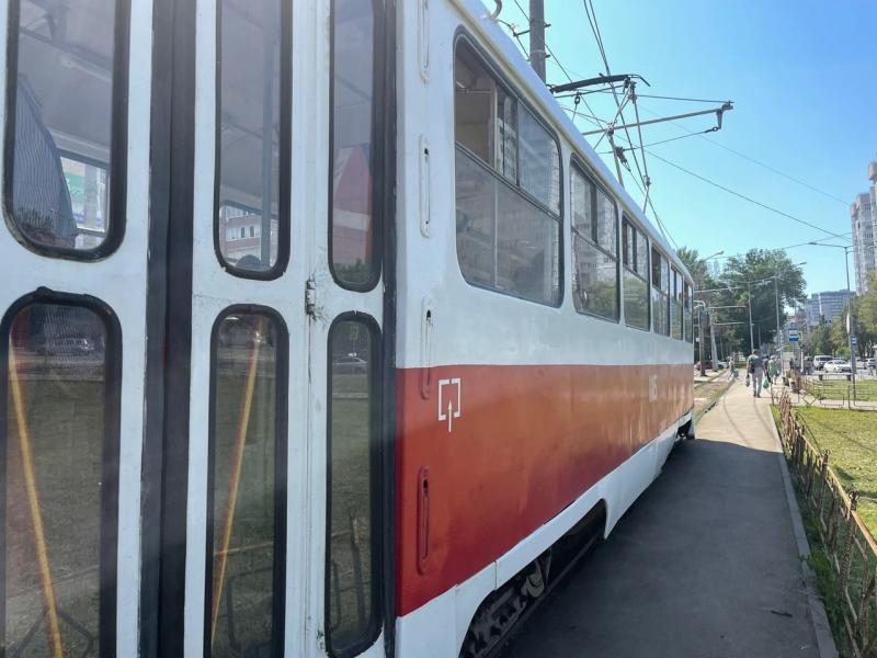 Есть пострадавшие: в Нижнем Новгороде загорелся трамвай с пассажирами 