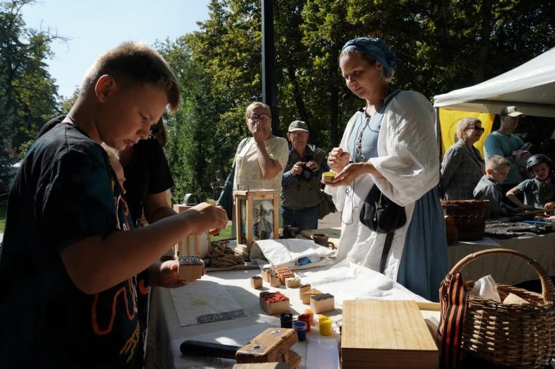 В Иверском женском монастыре состоялся торжественный молебен в честь Самарского знамени