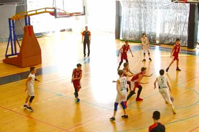 В Тольятти прошел первый этап баскетбольного турнира для детей 12-13 лет