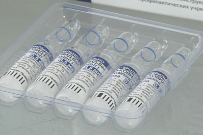 Сотрудники Самарского театра кукол прошли вакцинацию от COVID-19