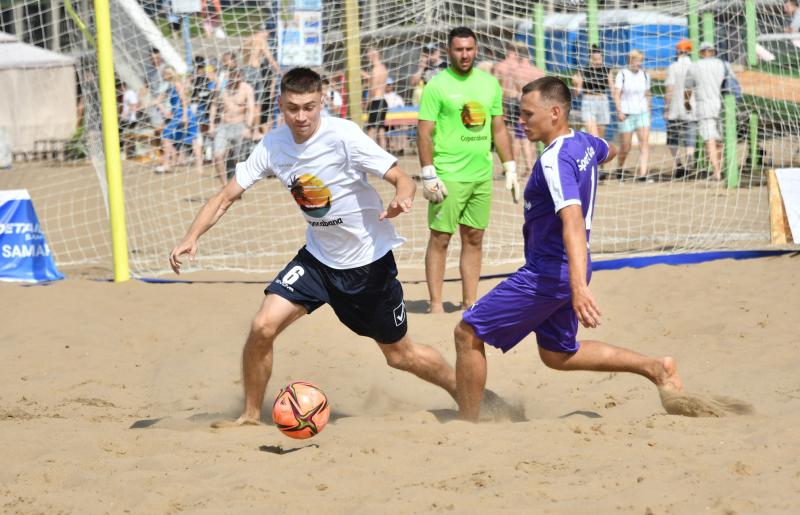Сыграют на берегу Самары: 39 площадок ежегодного фестиваля пляжного футбола и волейбола в селе Богатое готовы