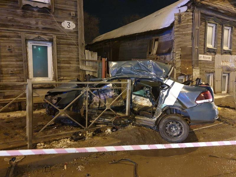 Двое пострадавших в ДТП на улице Фрунзе в Самаре живы и находятся в больнице