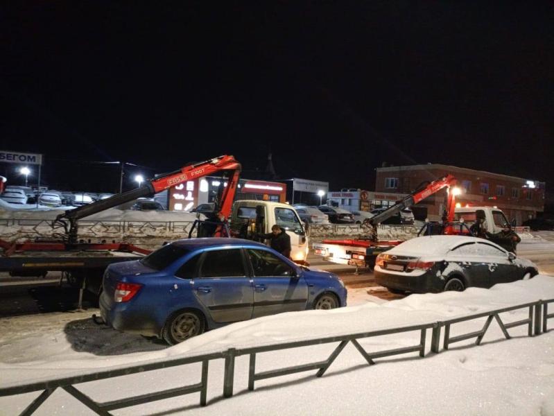 В Самаре на штрафстоянку попали 14 машин, которые мешали уборке снега