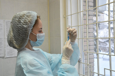 Германия ведет переговоры с Россией о покупке "Спутника V"