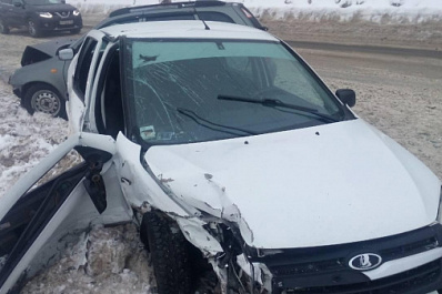 11-летняя девочка и еще три человека пострадали в серьезном ДТП в Тольятти