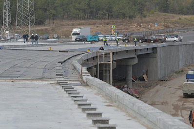 Дмитрий Азаров раскритиковал заказчика строительства развязки на М5