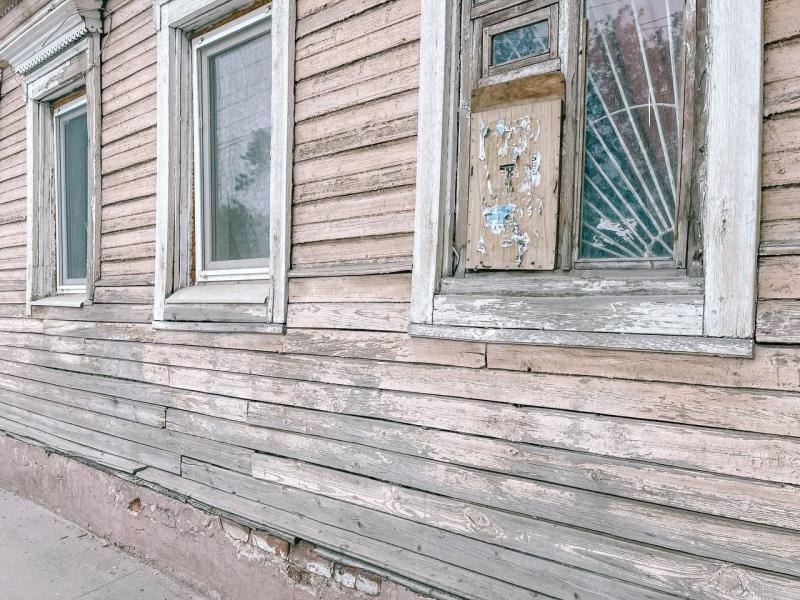 В Самаре стартовал снос аварийных расселенных домов