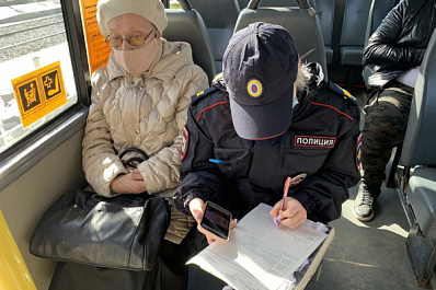 Вход строго по маскам: в Самаре ужесточается контроль за соблюдением антиковидных мер