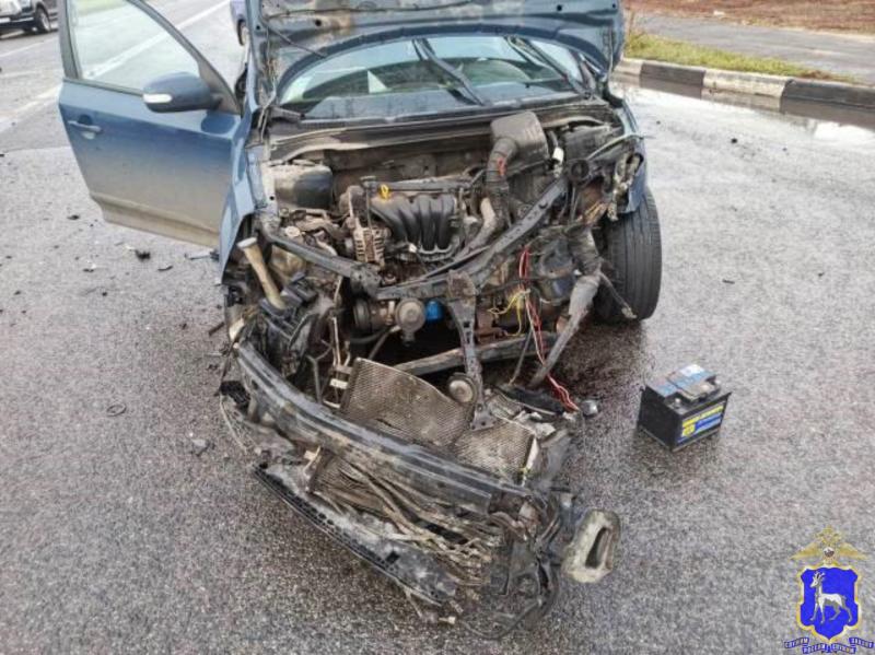 В Самарской области пенсионерка на "пятерке" врезалась в КамАЗ