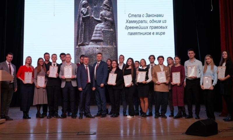 В Самарской области подвели итоги конкурса "Молодой ученый"