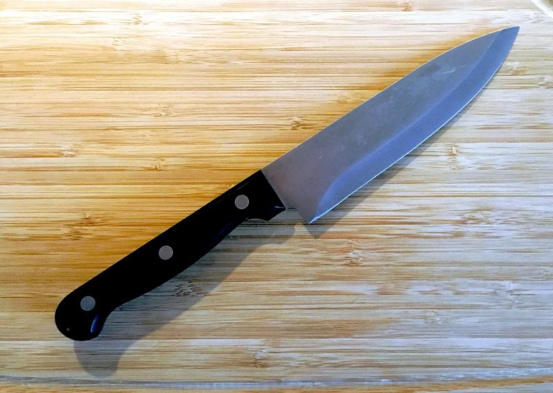 В Пермском крае ученик лицея напал с ножом на учителя