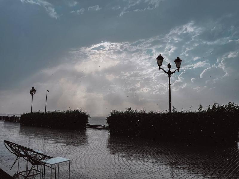 На Самарскую область 11 июля надвигается гроза с градом и шквалистым ветром
